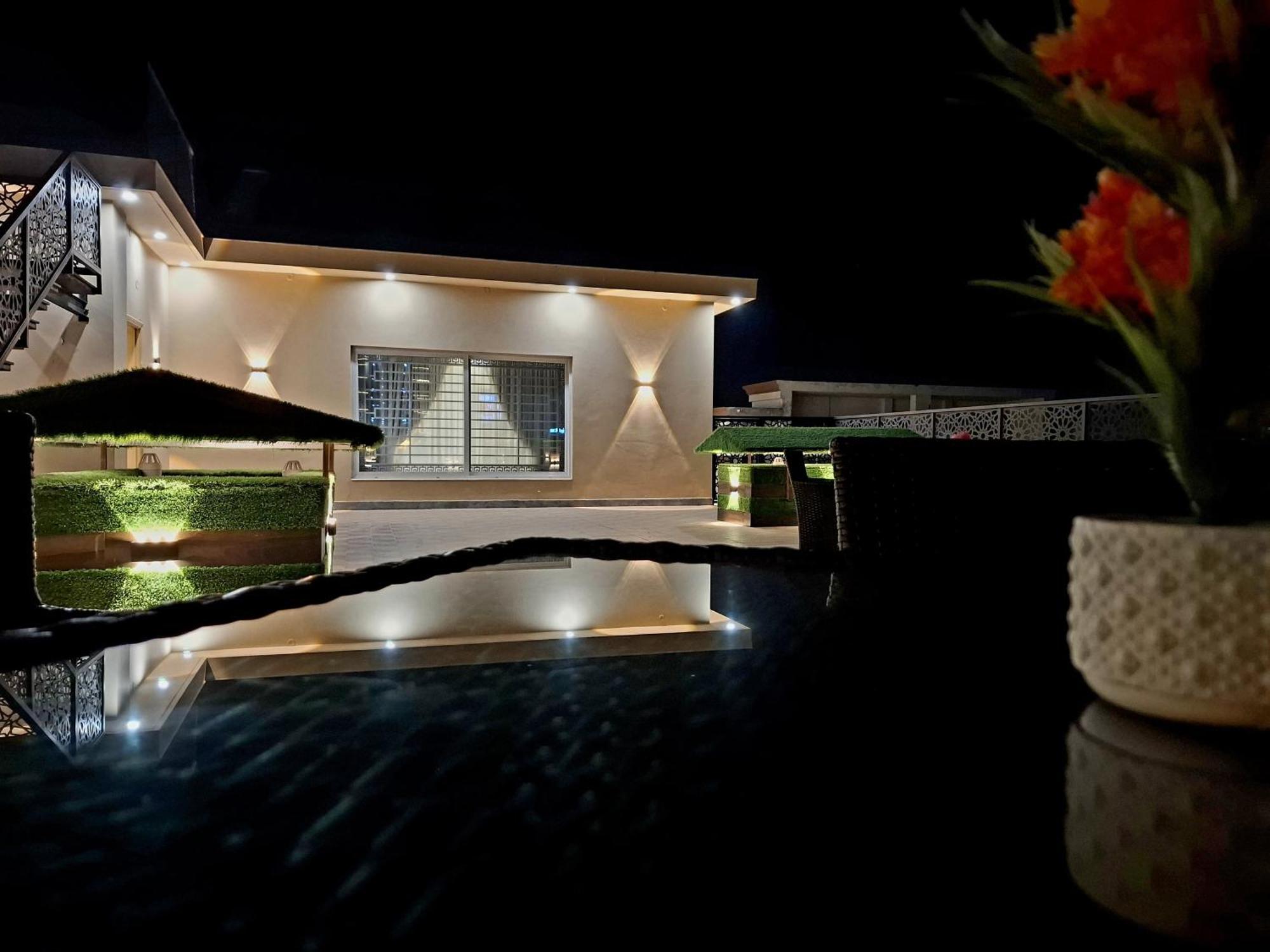 Royal Galaxy Hotel & Residence - Near Islamabad International Airport & Motorway エクステリア 写真