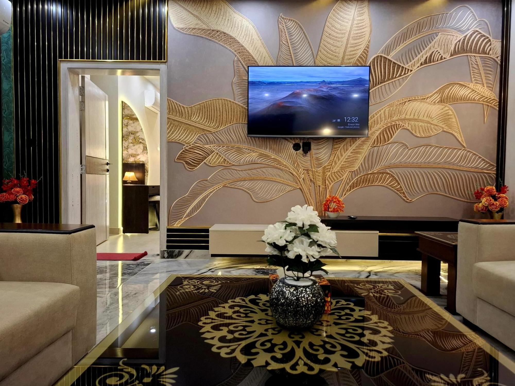 Royal Galaxy Hotel & Residence - Near Islamabad International Airport & Motorway エクステリア 写真