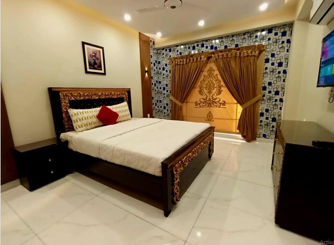 Royal Galaxy Hotel & Residence - Near Islamabad International Airport & Motorway エクステリア 写真